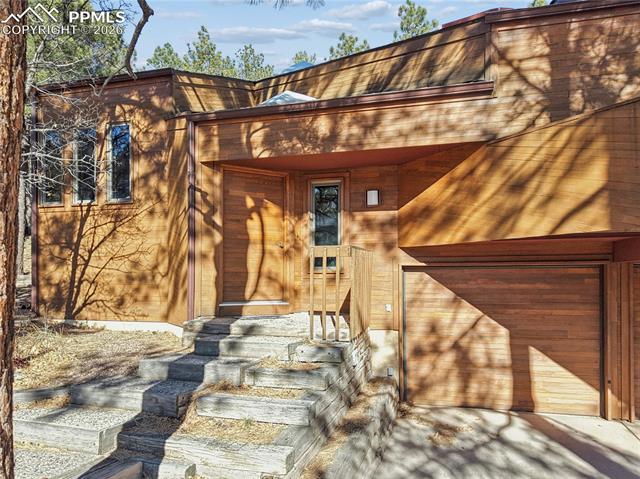 6985 Blackhawk Place