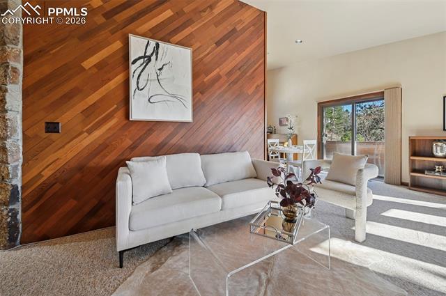 6985 Blackhawk Place