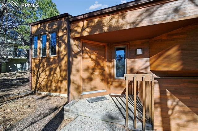 6985 Blackhawk Place