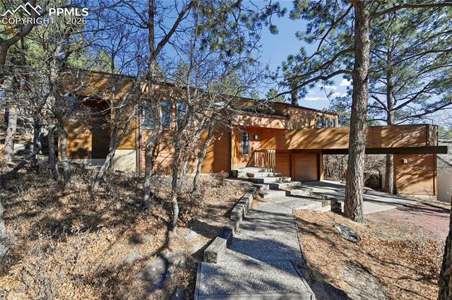 6985 Blackhawk Place