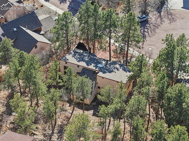 6985 Blackhawk Place