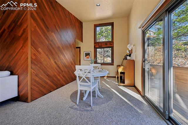 6985 Blackhawk Place