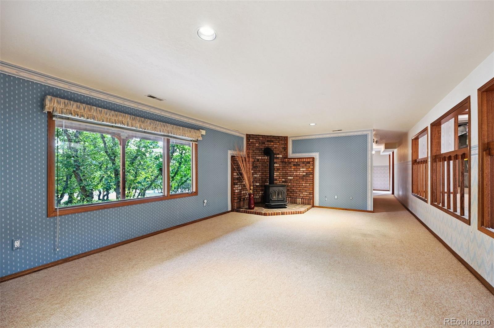 635 Royal Oak Drive