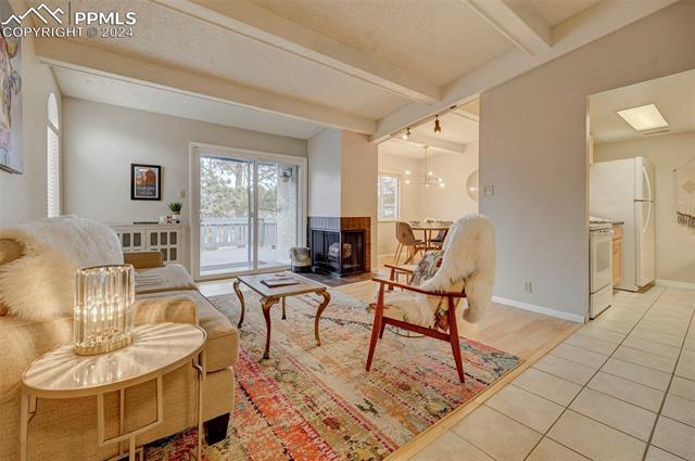 1062 Fontmore Road C