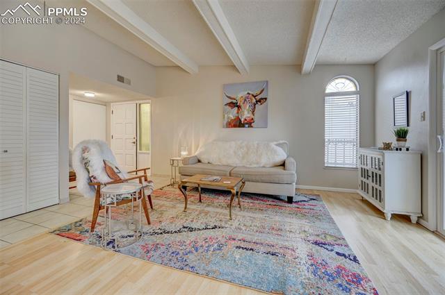 1062 Fontmore Road C