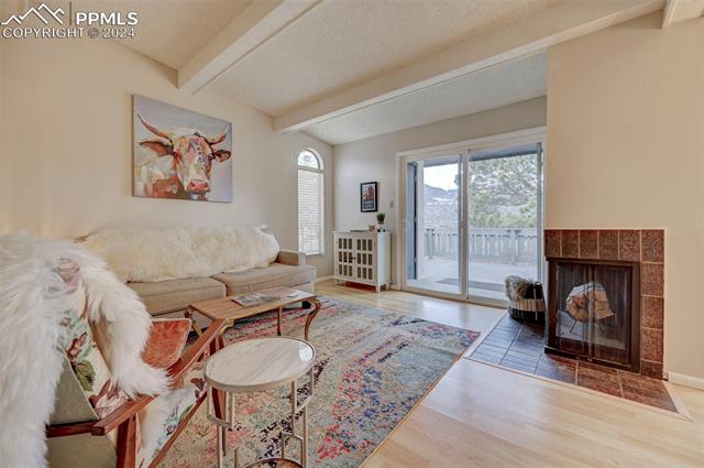 1062 Fontmore Road C