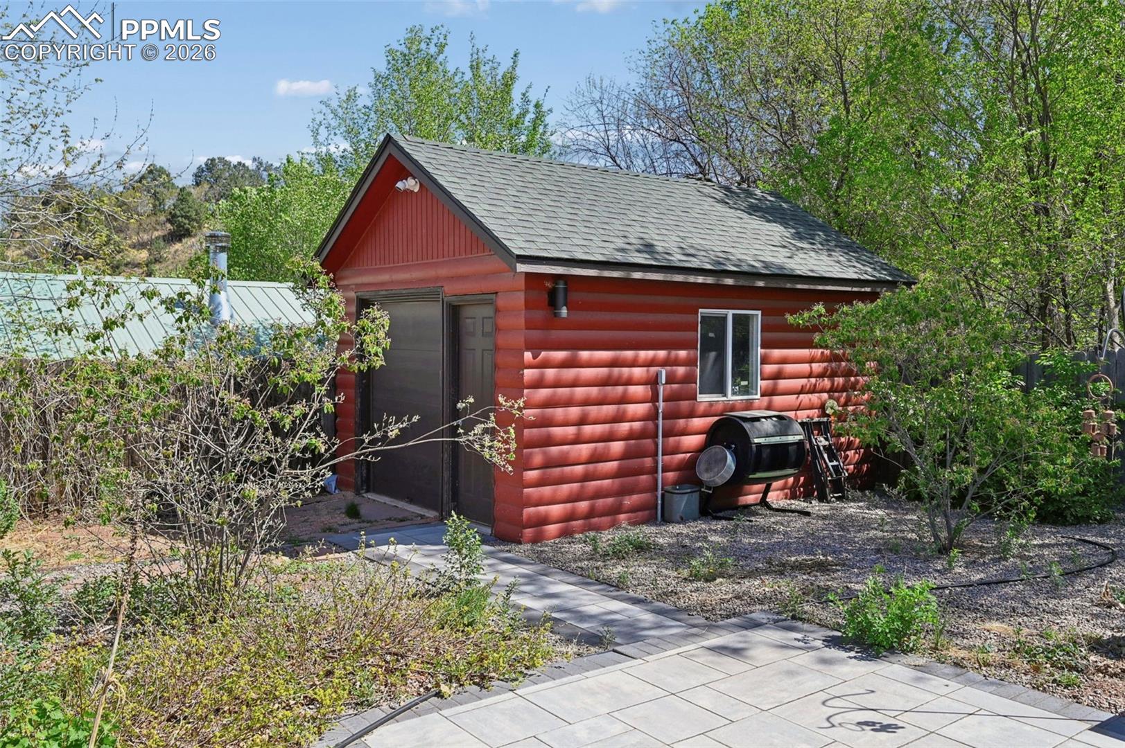 315 Plainview Place