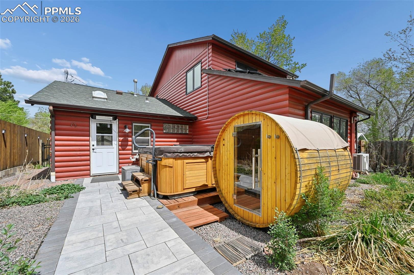 315 Plainview Place
