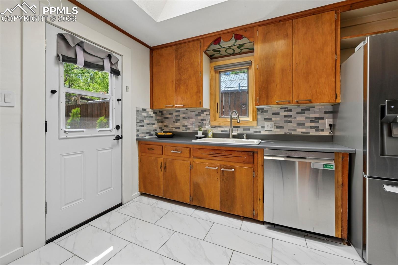 315 Plainview Place