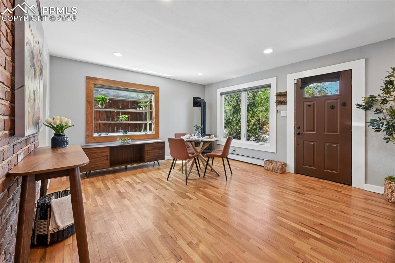 315 Plainview Place