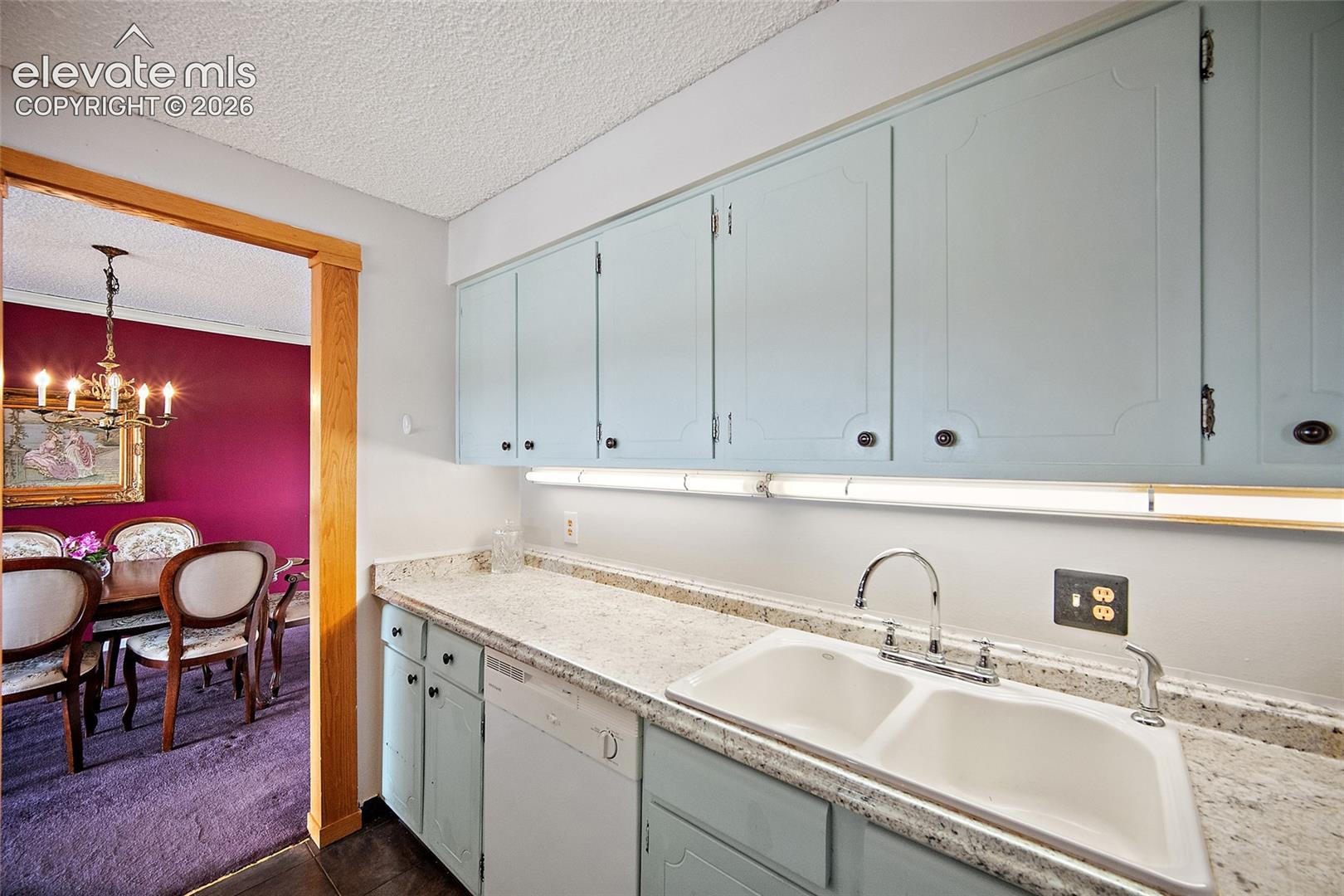 411 Lakewood Circle Unit: C1004