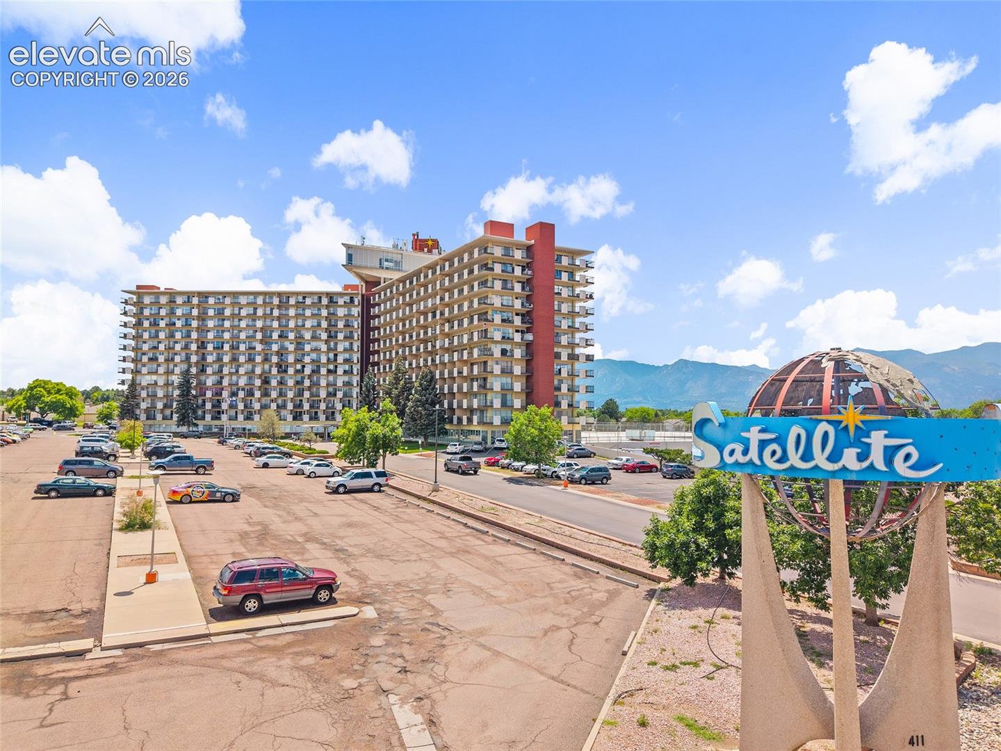 411 Lakewood Circle Unit: C1004