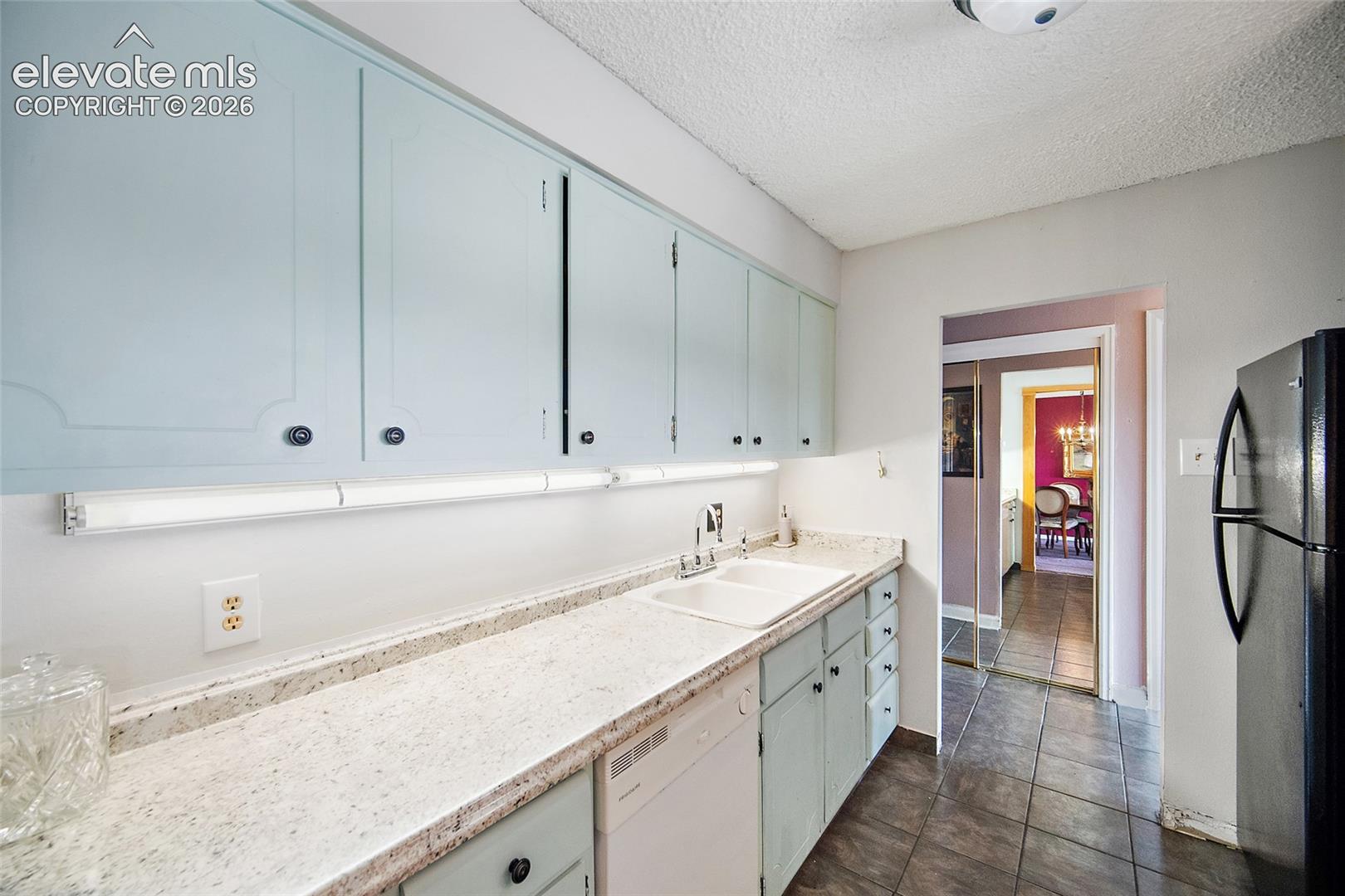 411 Lakewood Circle Unit: C1004