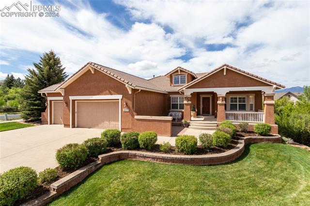 1077 W Glengary Place