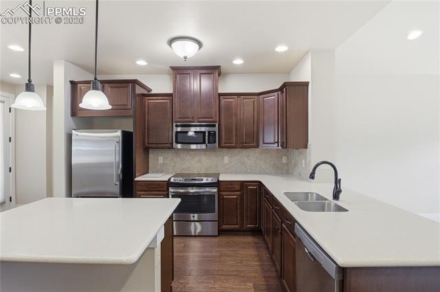 1544 Lewis Ridge View