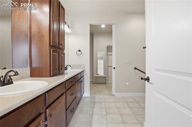 1544 Lewis Ridge View