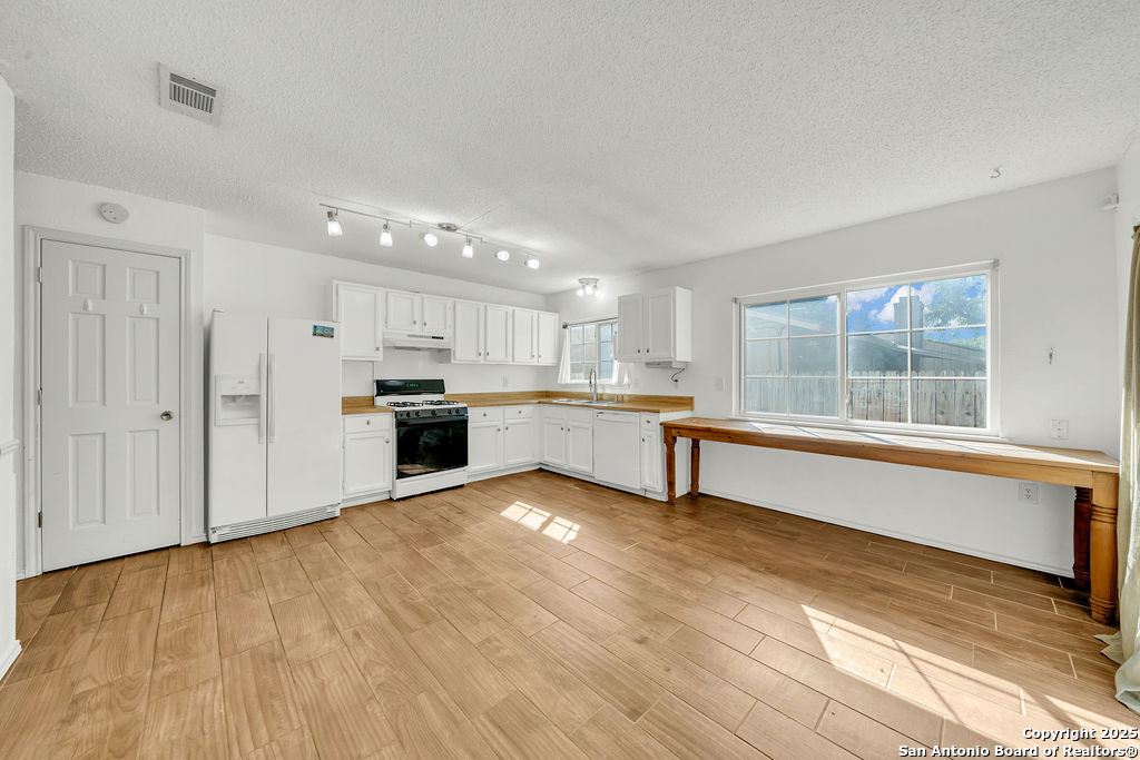 5719 Fort Clinton