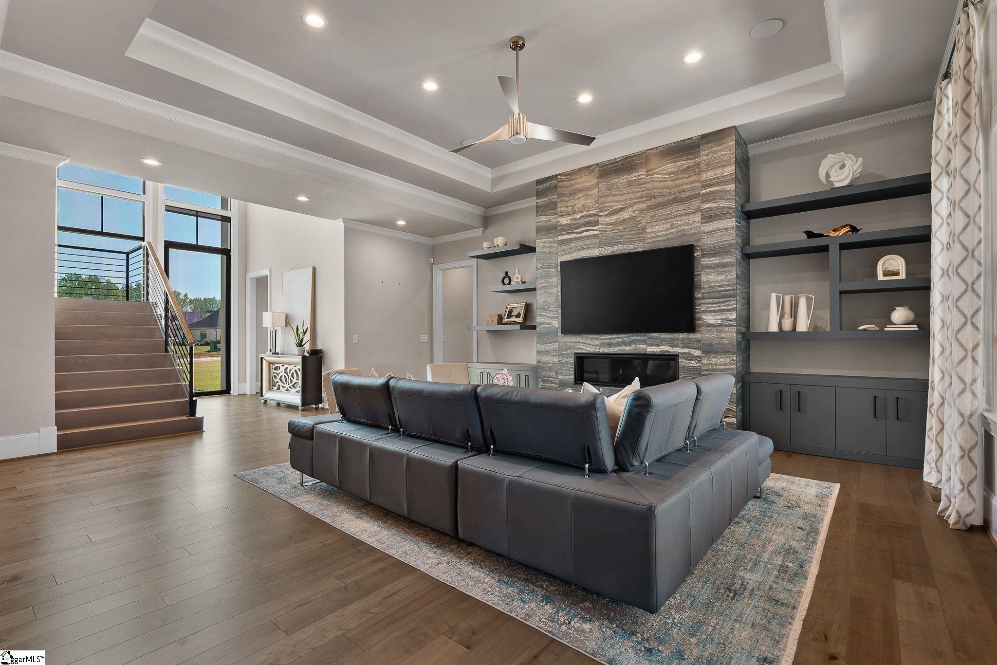 559 Adaliz Way