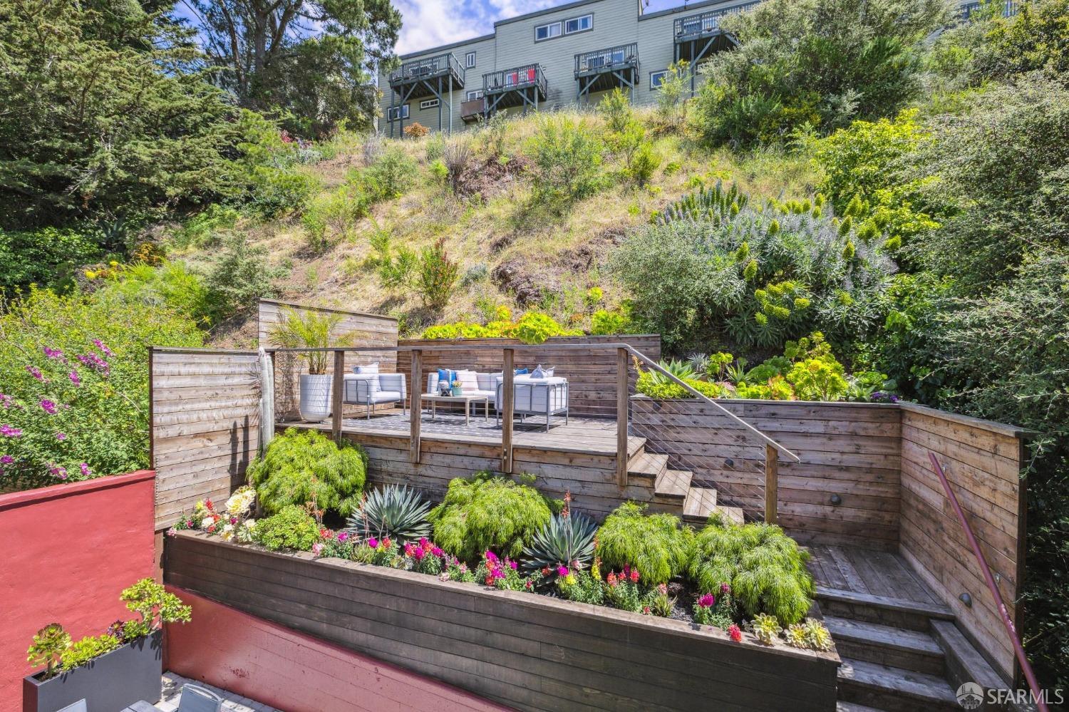 155 Farnum Street