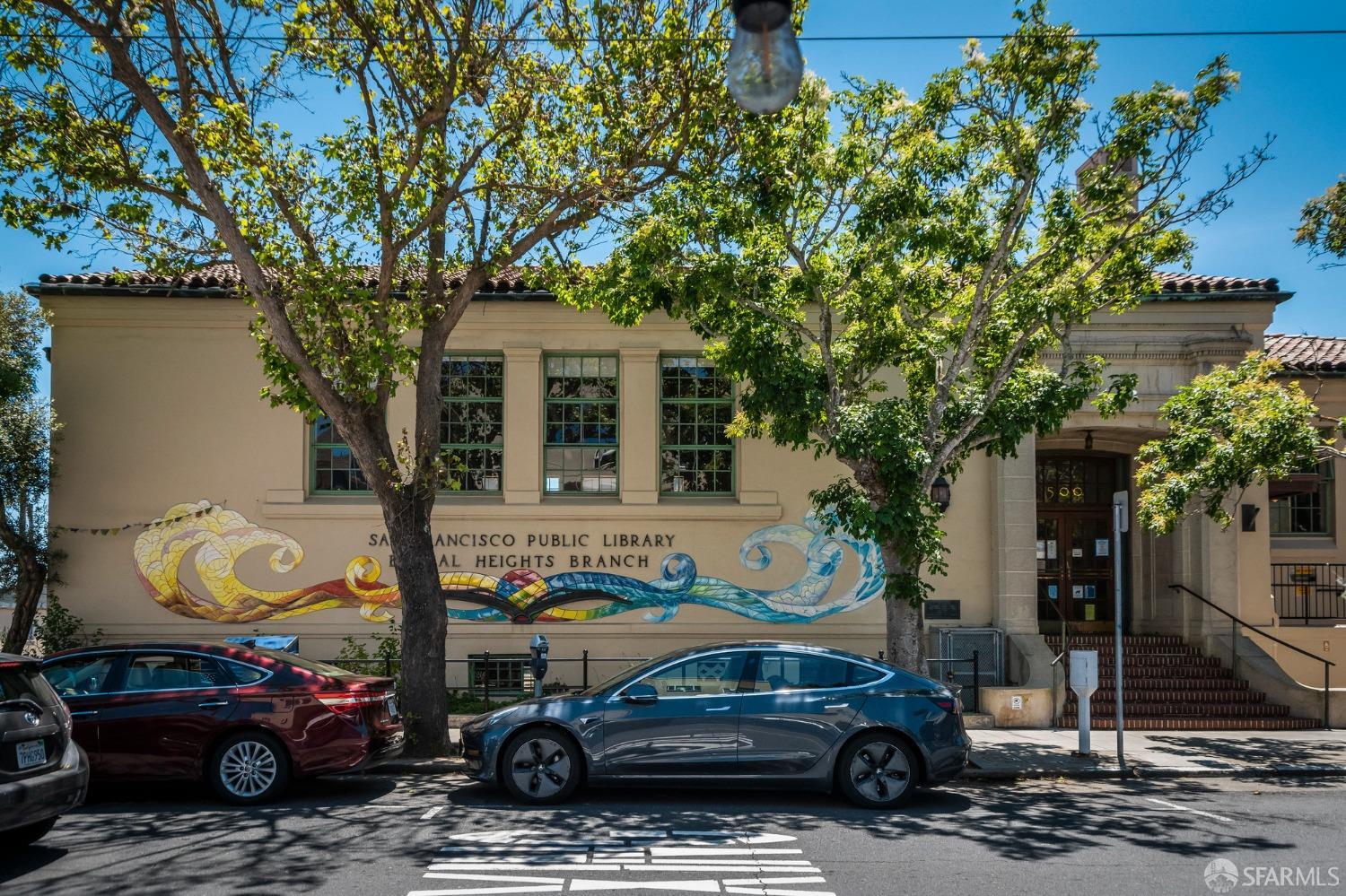 307 Banks Street