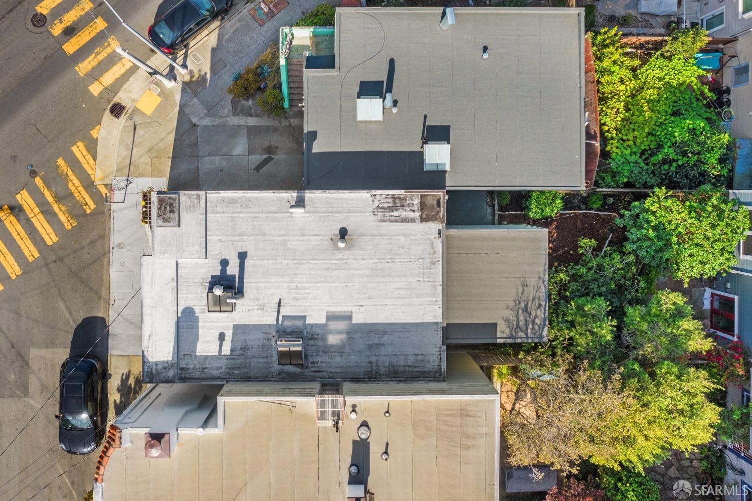 307 Banks Street