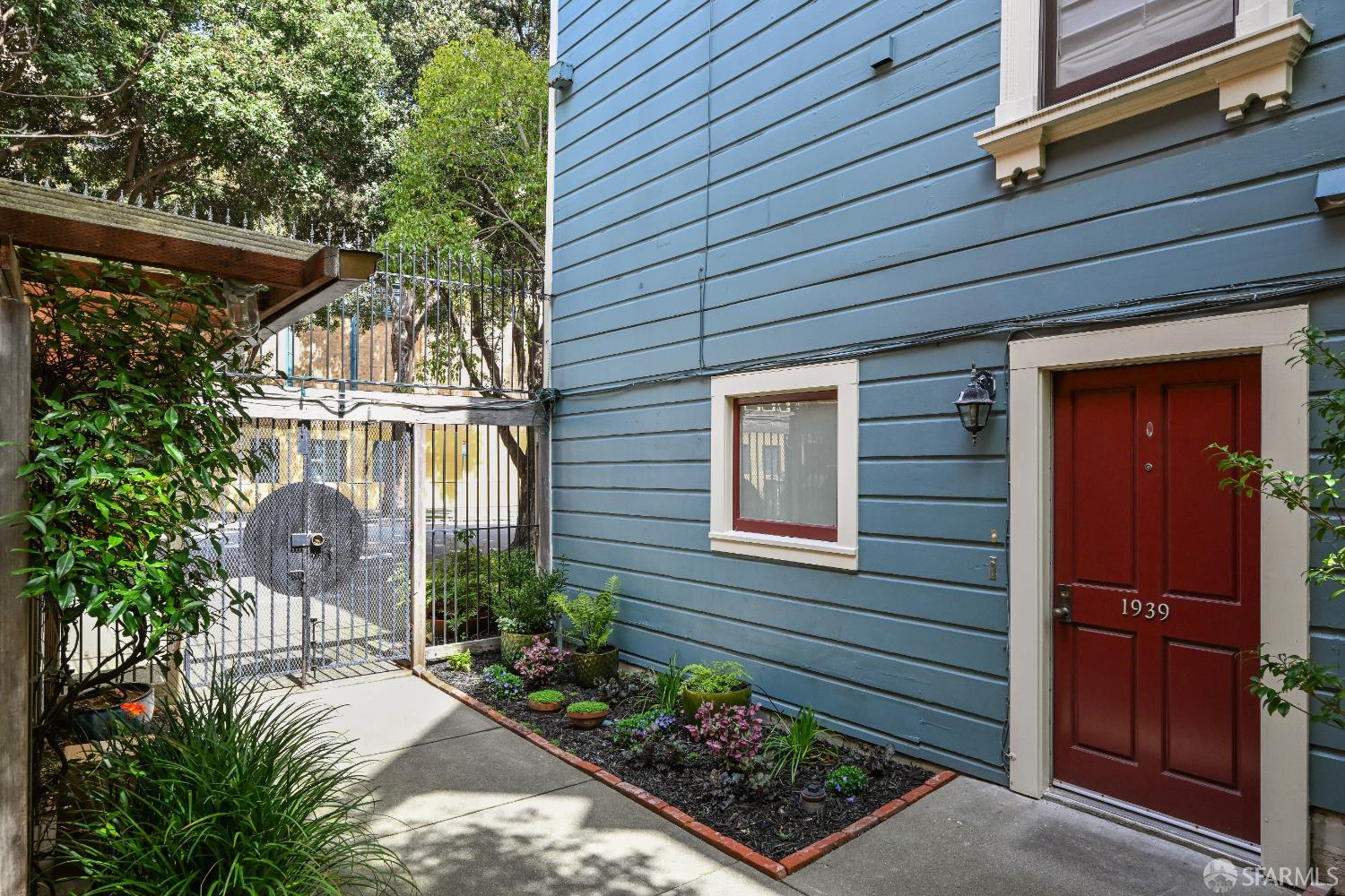 1939 Ofarrell Street