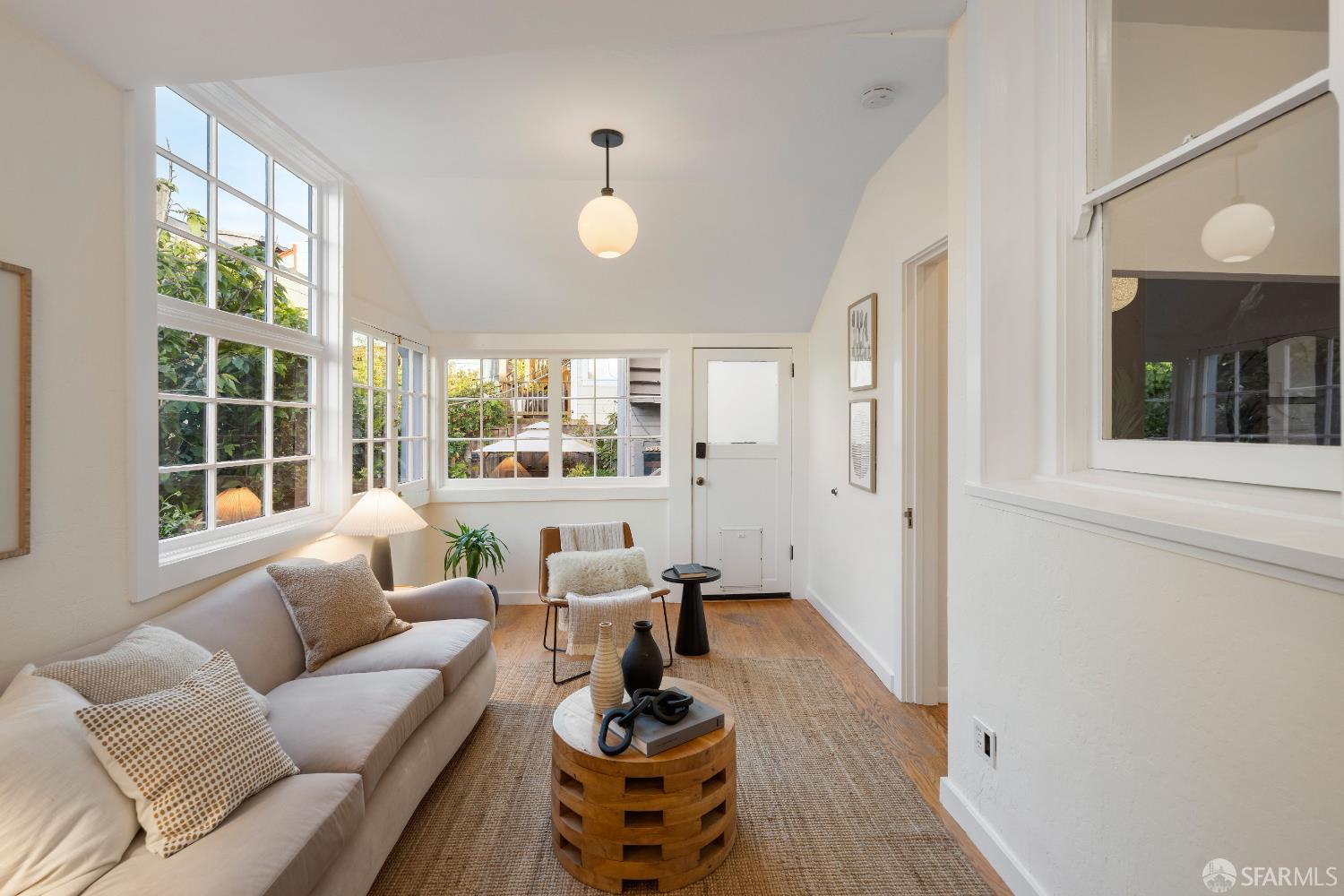 105 Cortland Avenue