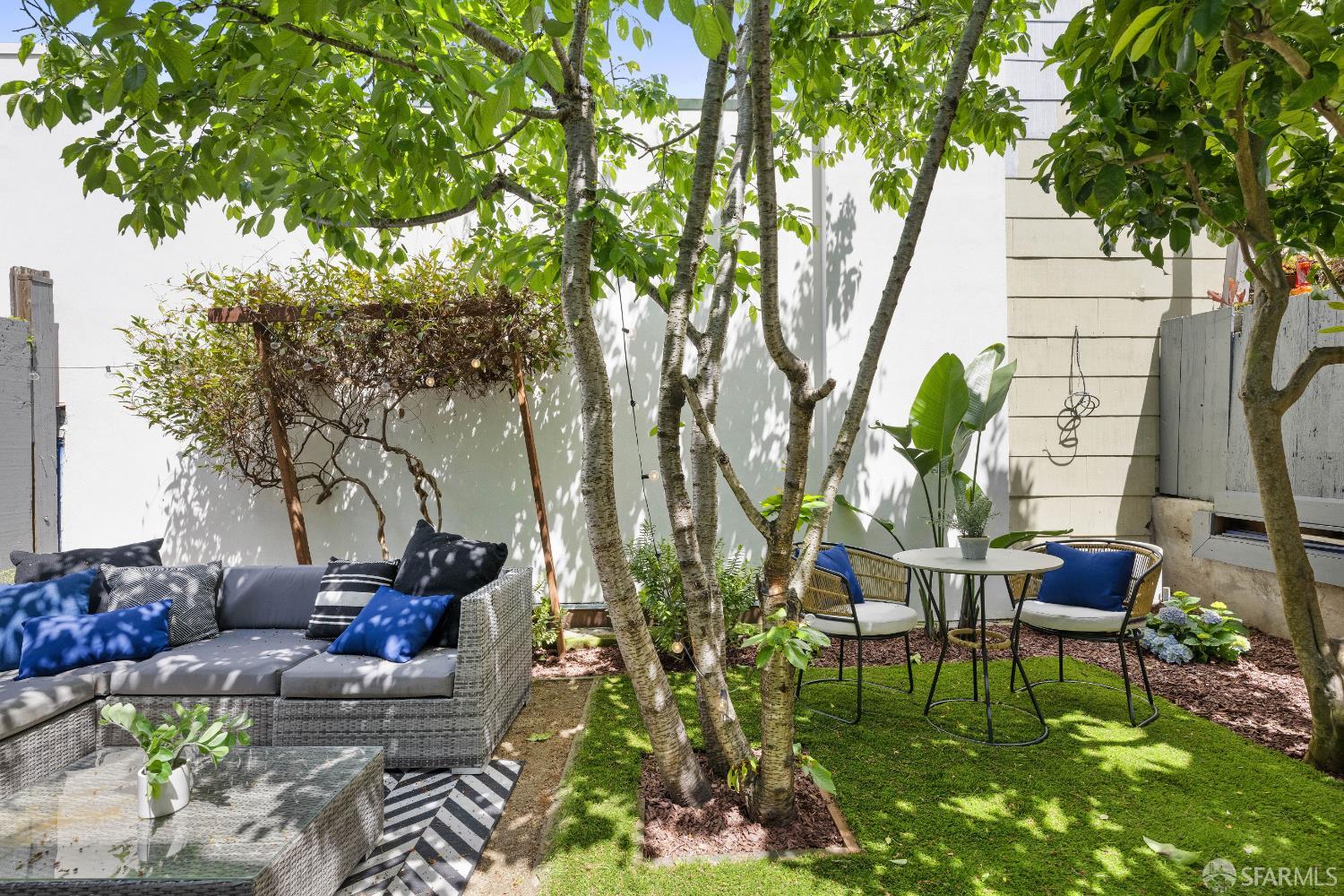 105 Cortland Avenue