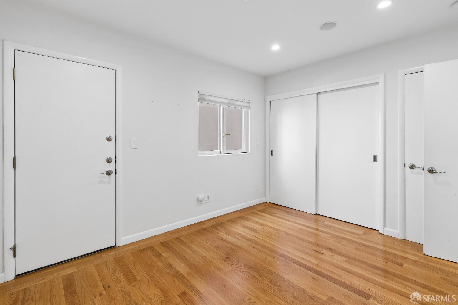 21 Castenada Avenue