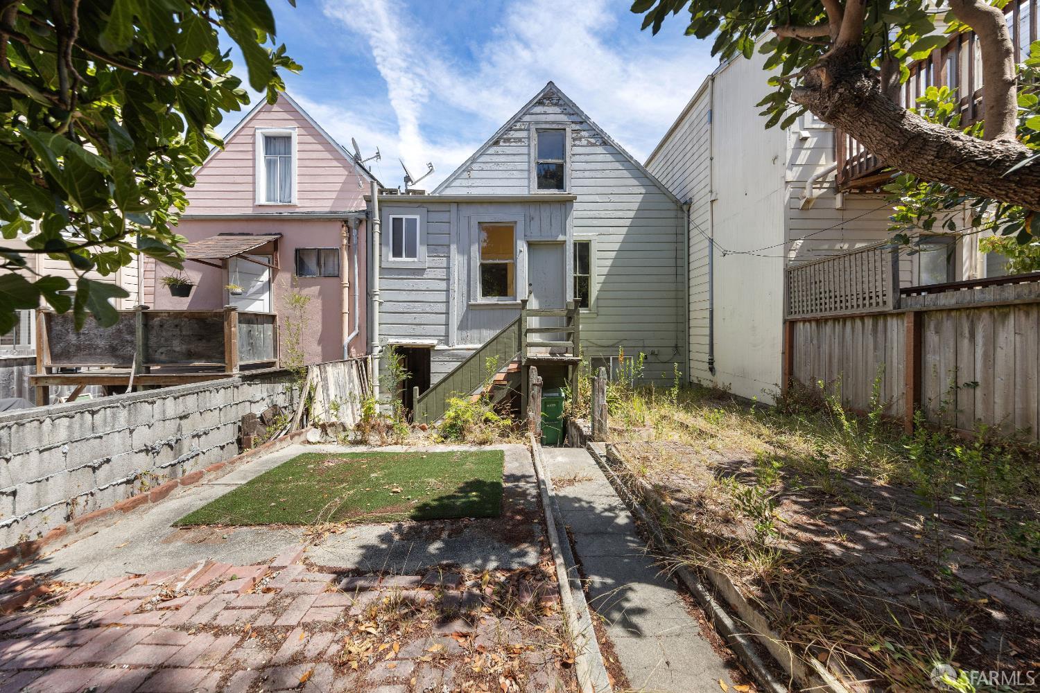 1462 Guerrero Street