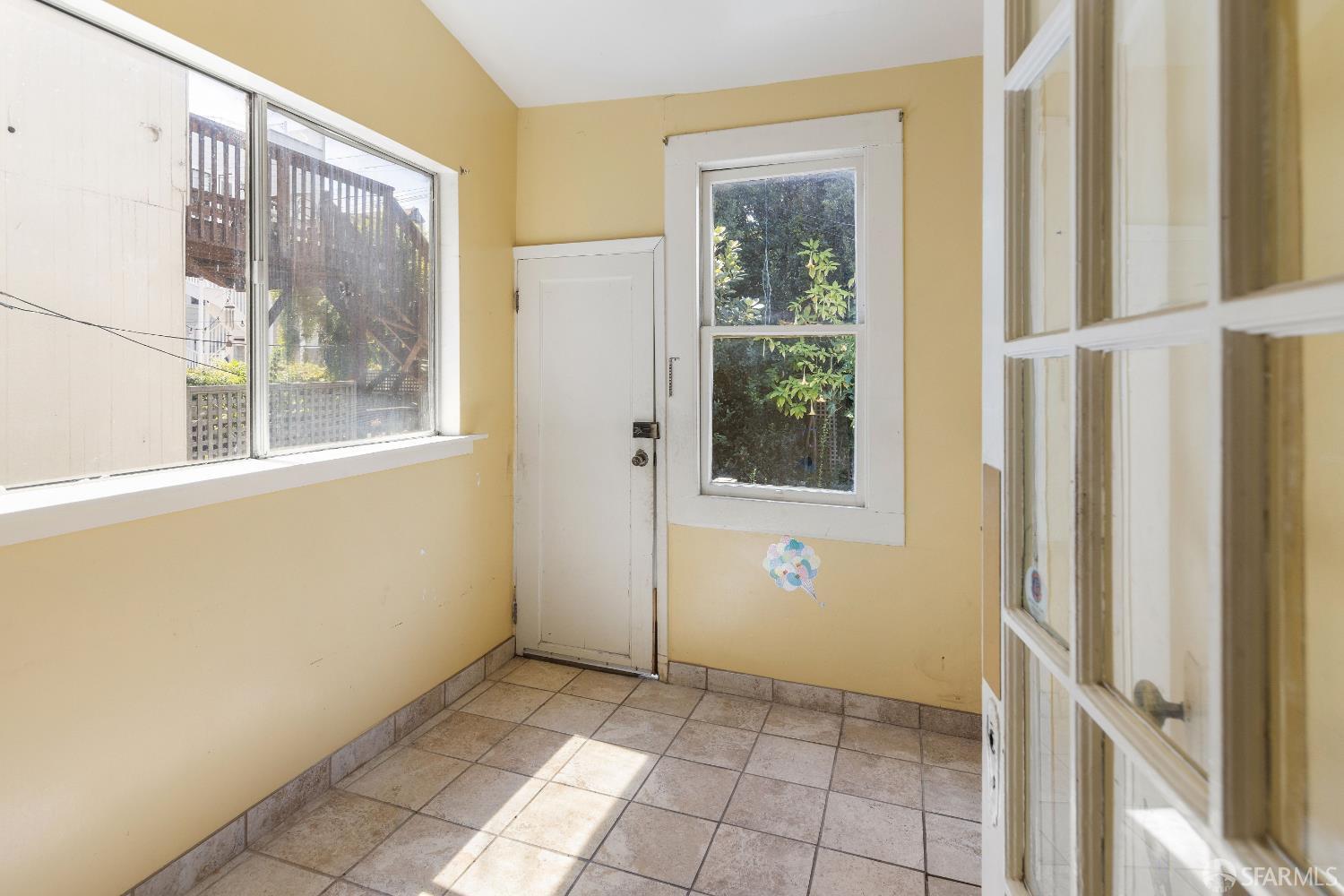 1462 Guerrero Street