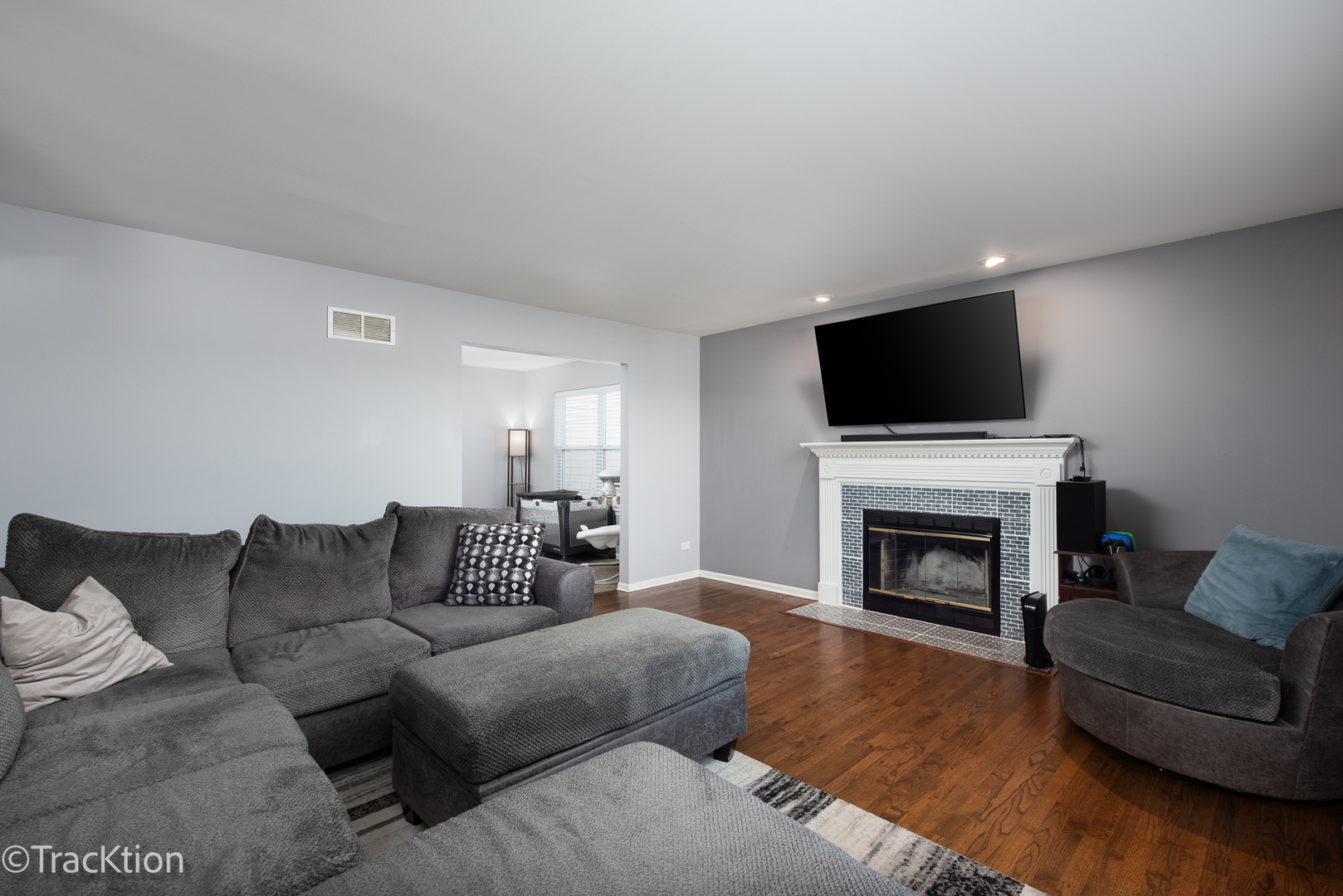 2004 Chestnut Grove Drive