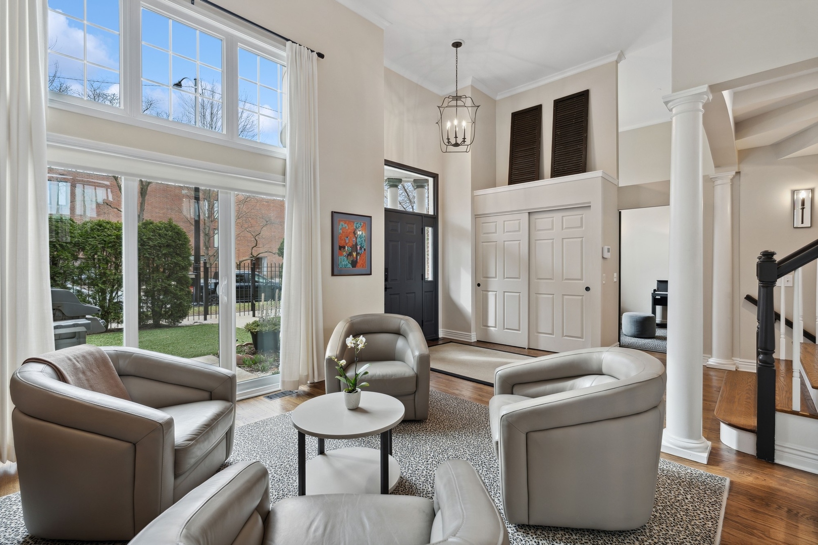 5230 S University Avenue Unit: H