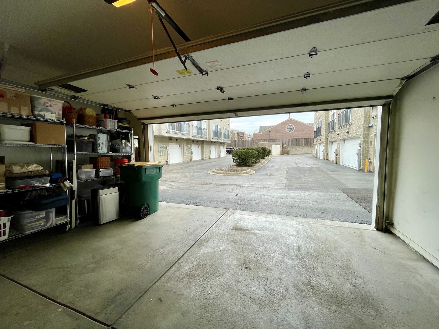 5230 S University Avenue Unit: H