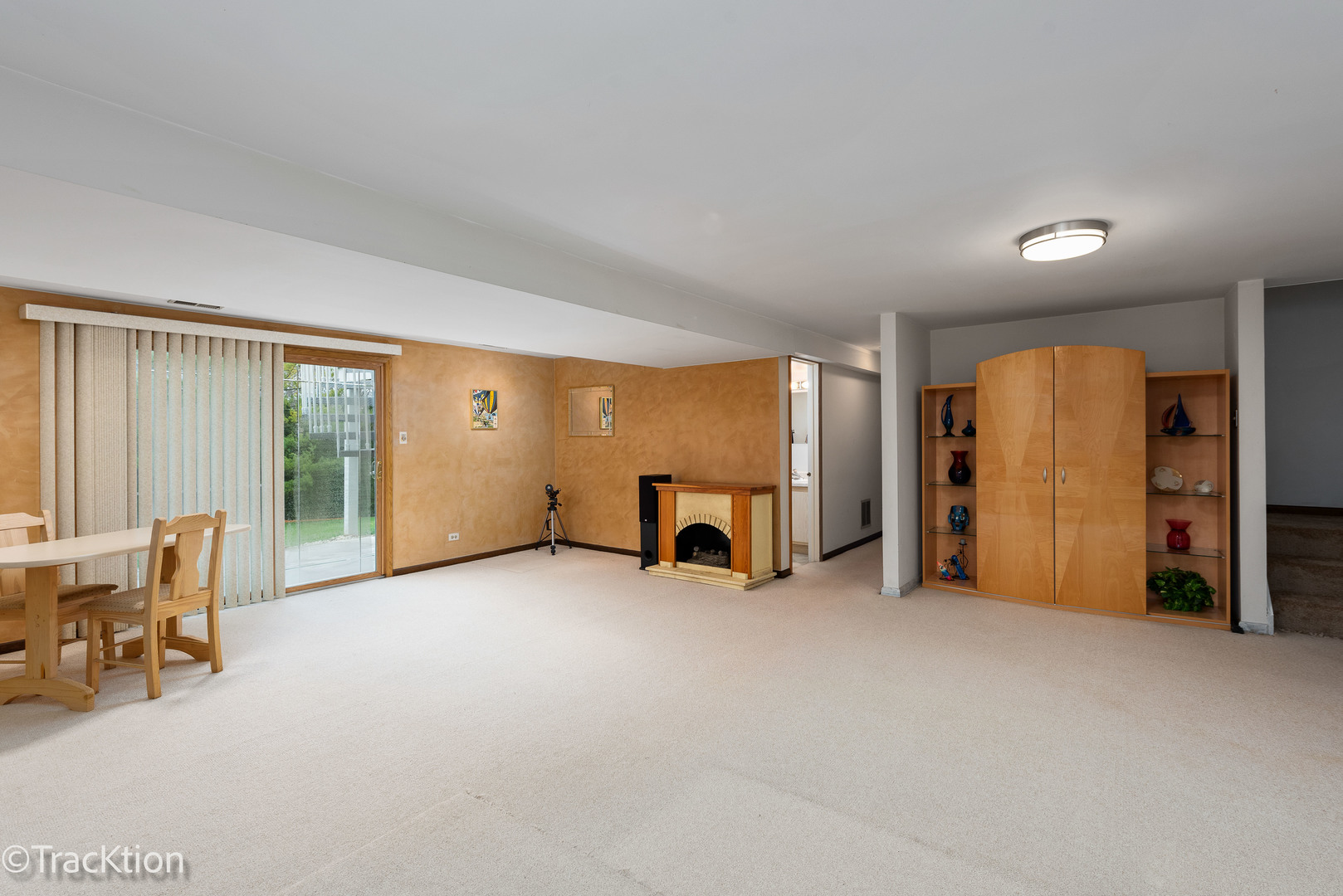 7661 Woodview Drive
