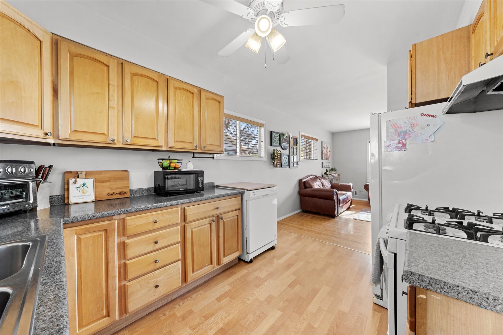 4616 Main Street