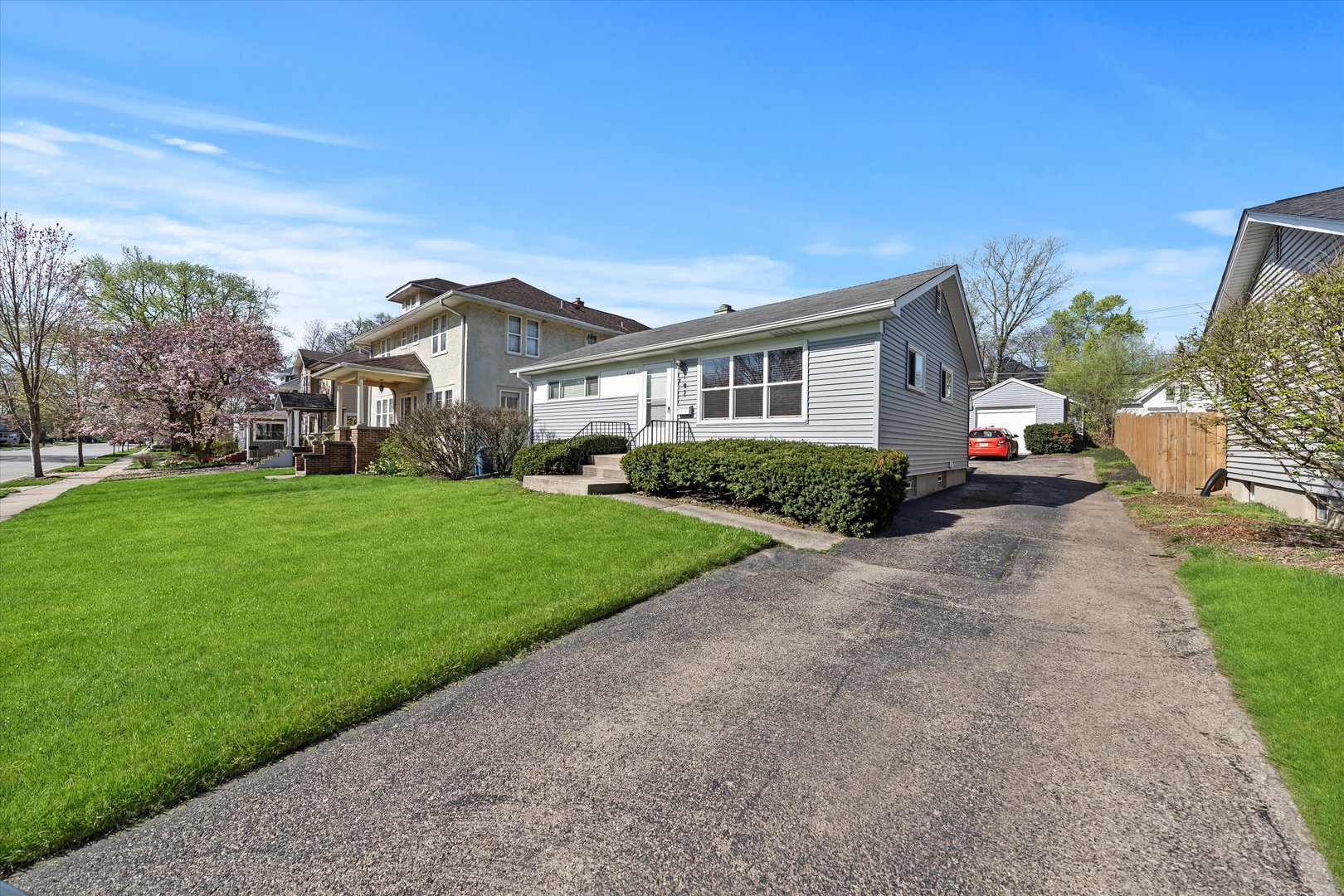 4616 Main Street