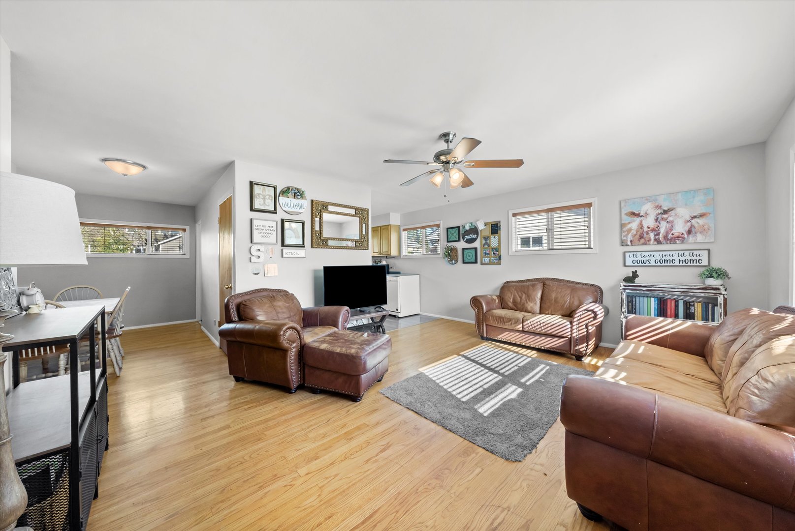 4616 Main Street