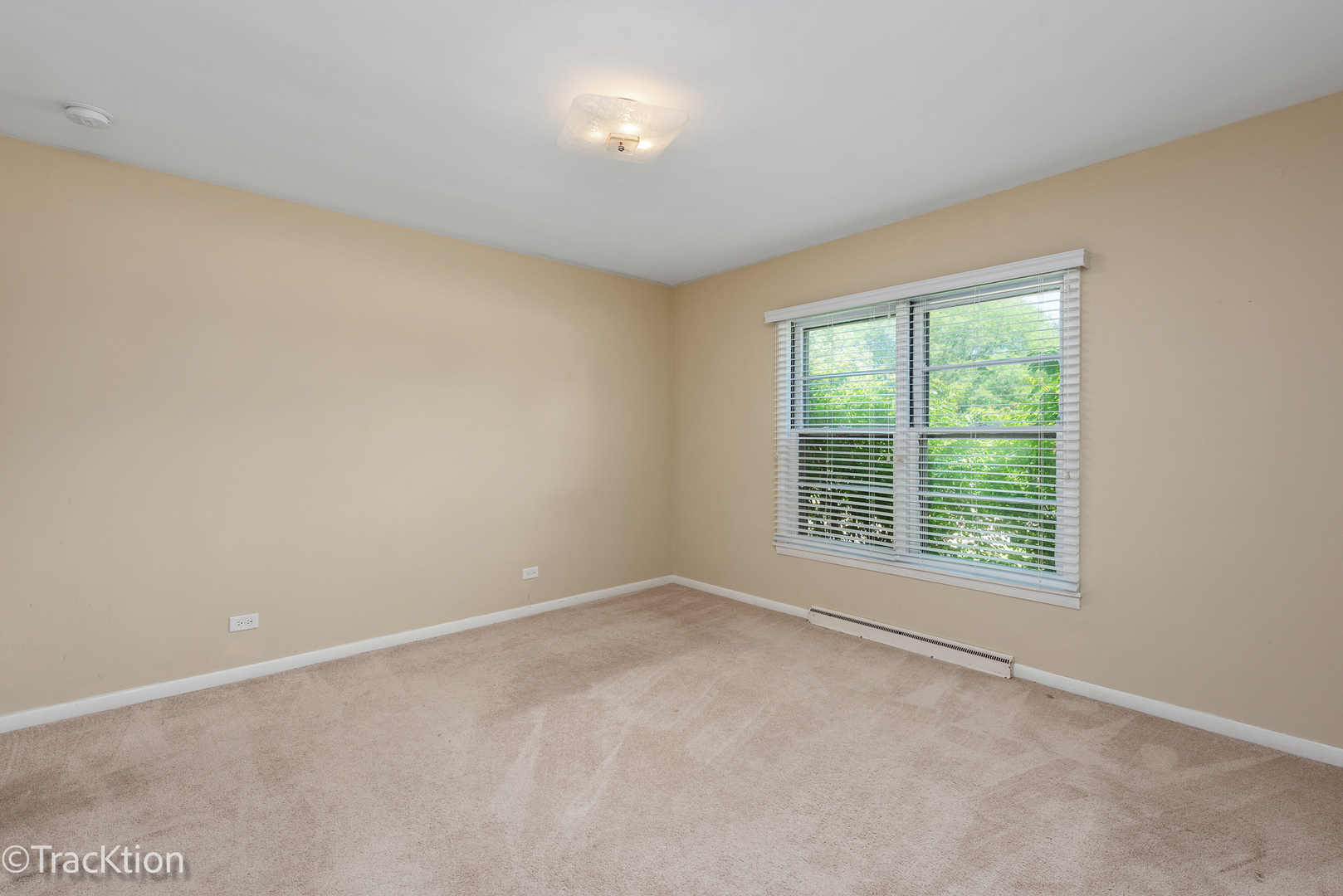 5532 Main Street