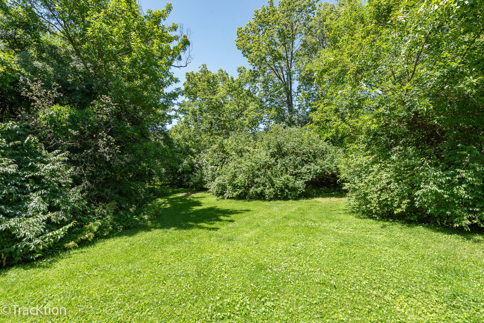 5532 Main Street