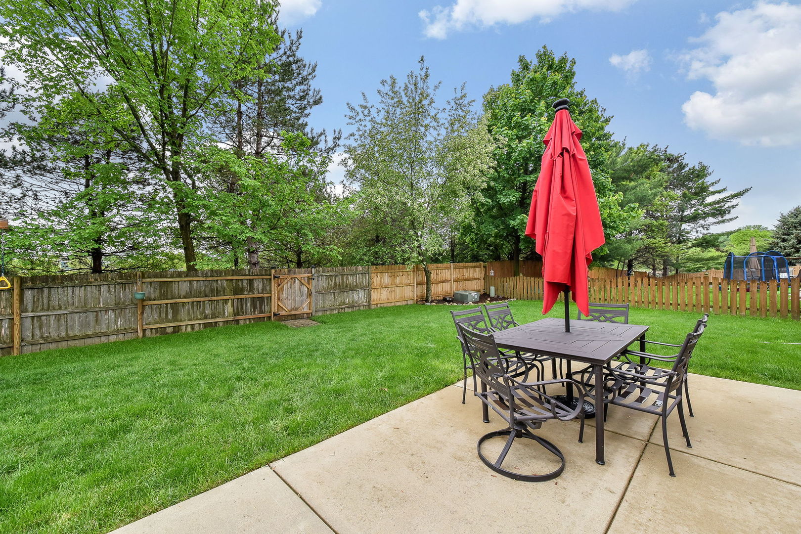 15 Hummingbird Lane