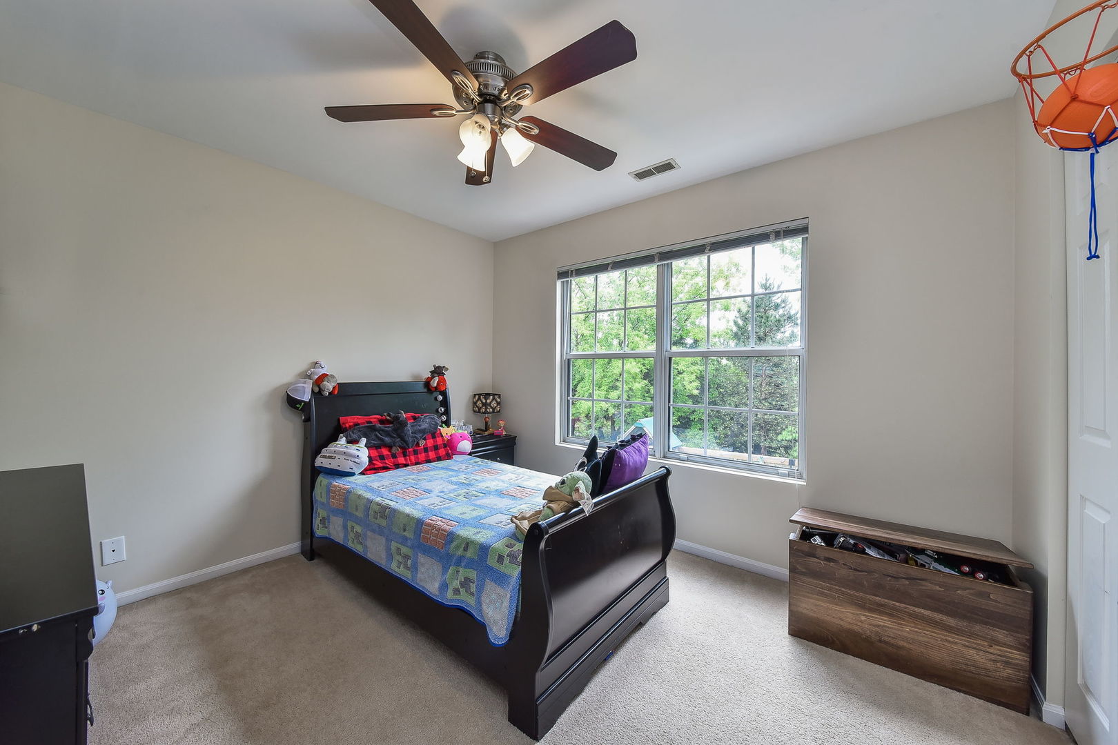 15 Hummingbird Lane