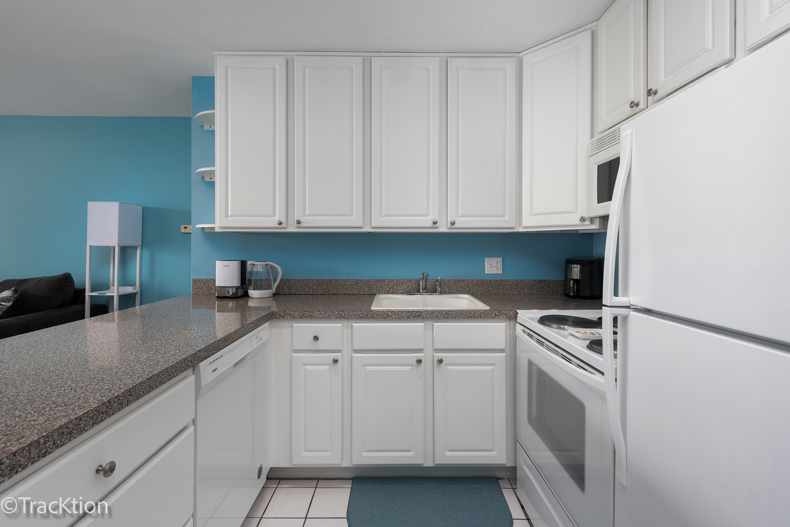 5810 Oakwood Drive Unit: 5J