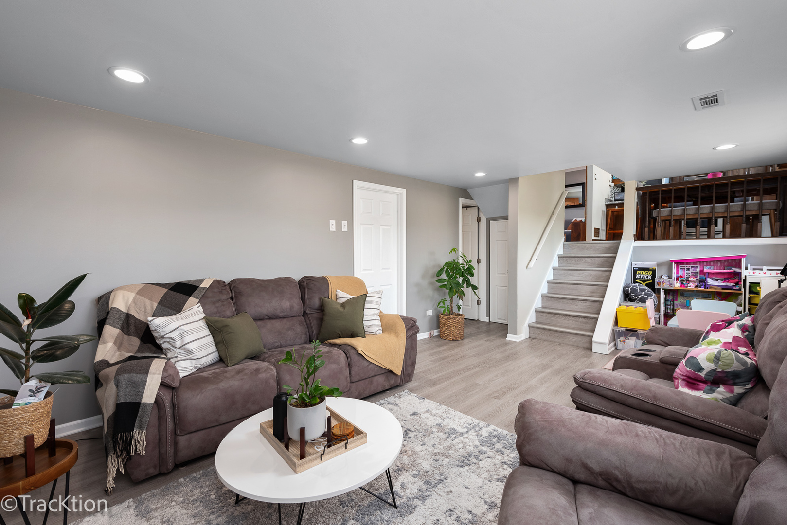 8916 Beacon Court