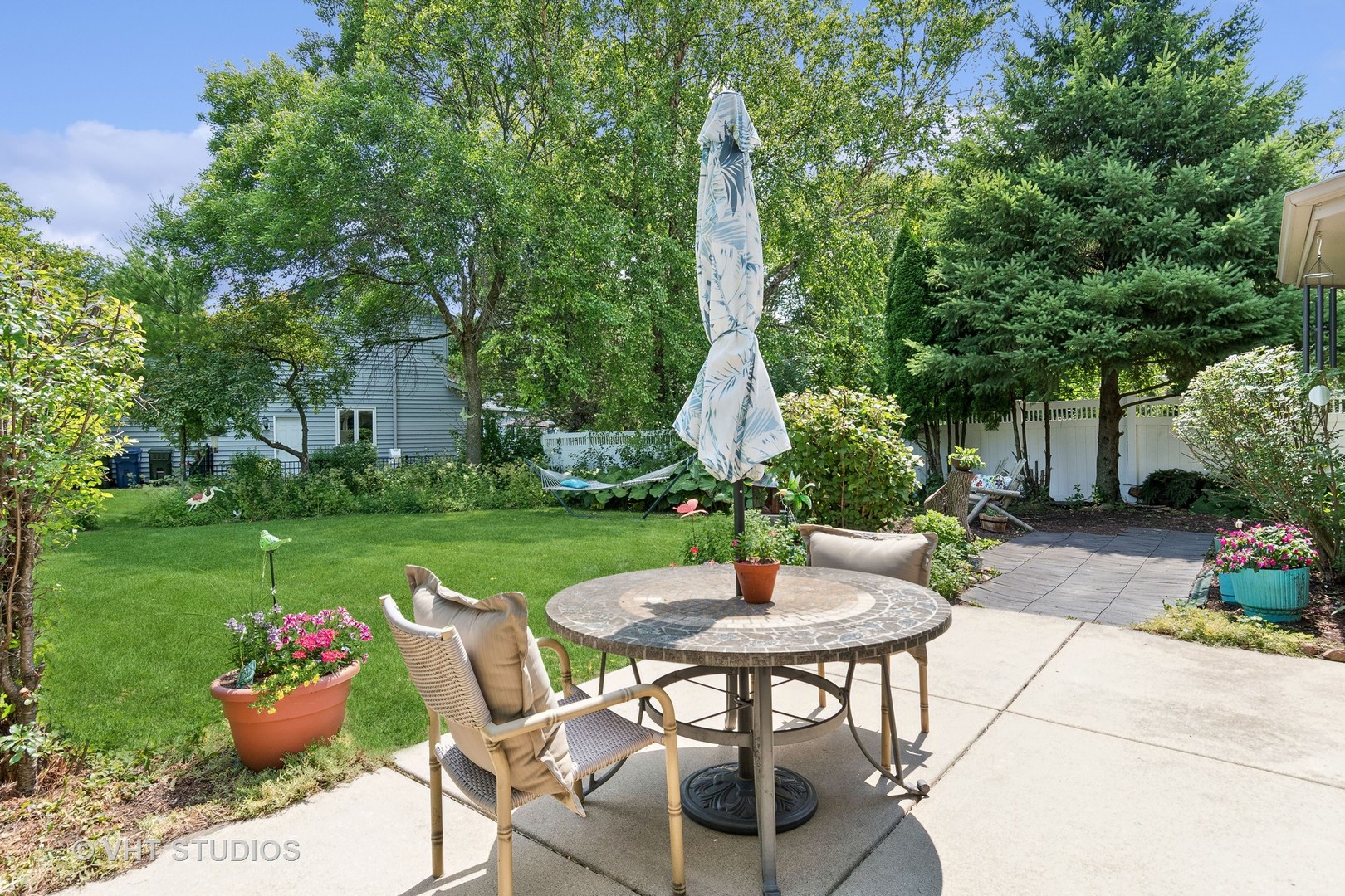 2404 Nottingham Lane