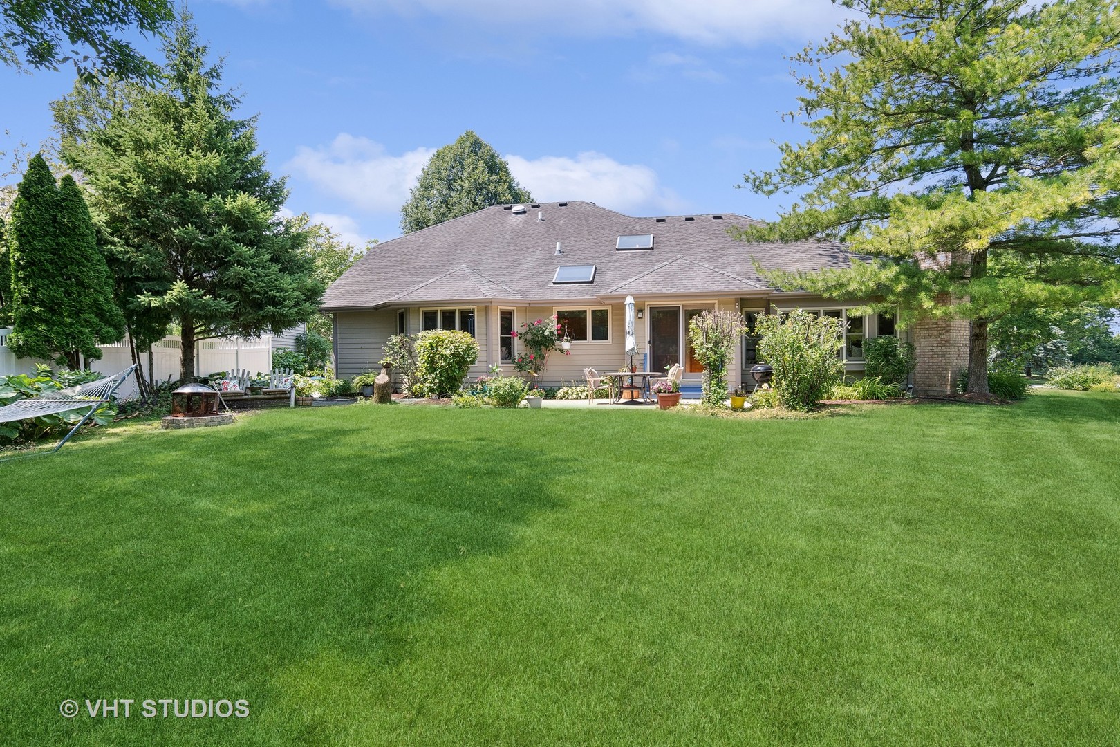 2404 Nottingham Lane