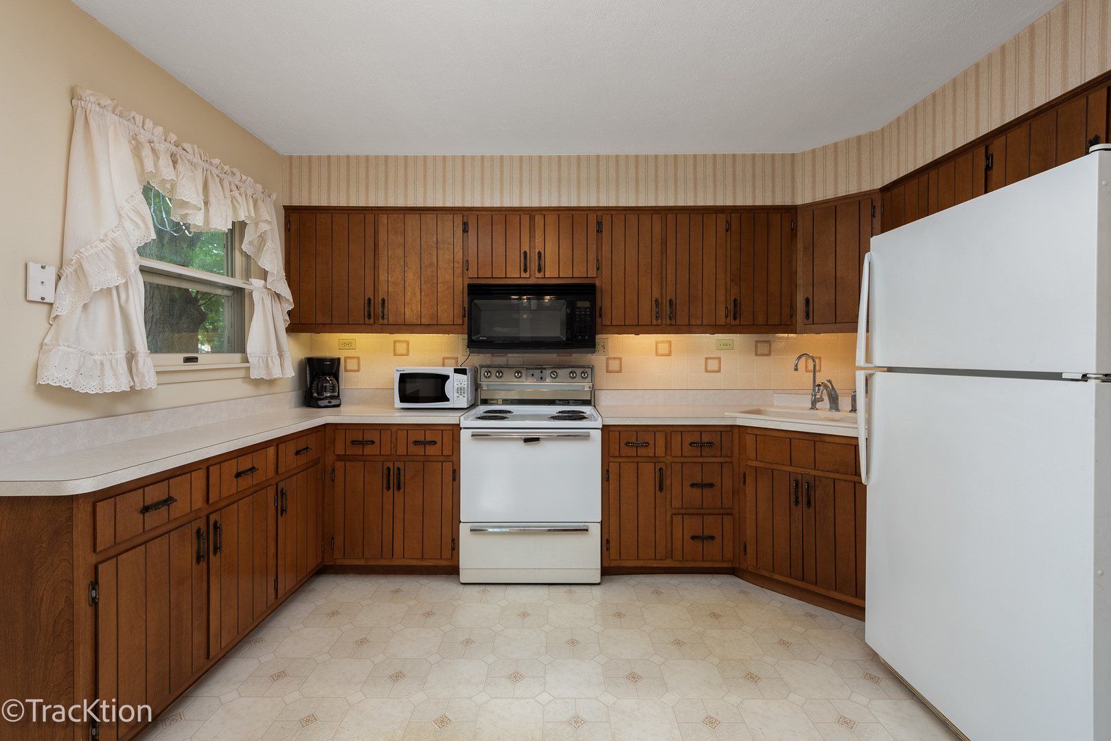1107 Coral Drive