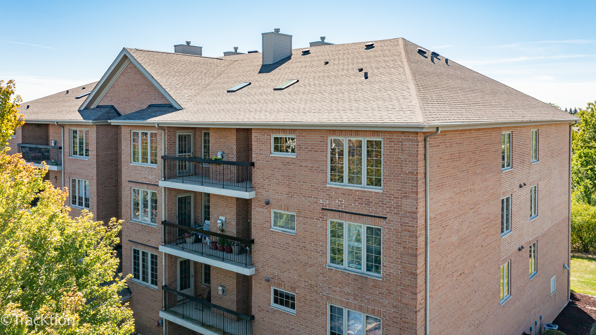 6749 S Pointe Drive Unit: 3B