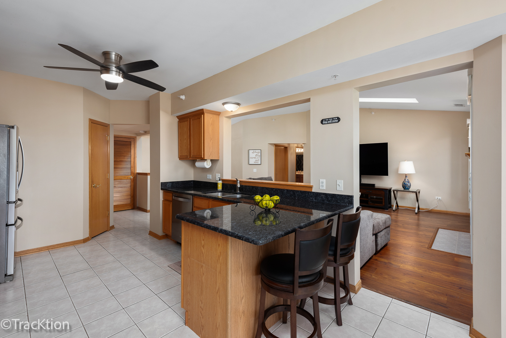 6749 S Pointe Drive Unit: 3B
