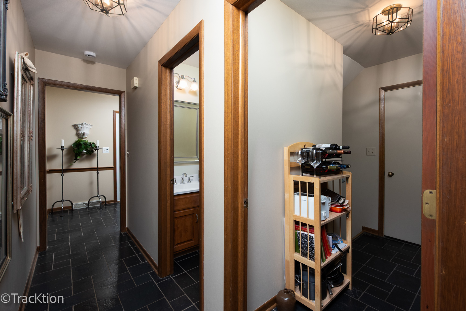 1229 W Bauer Road